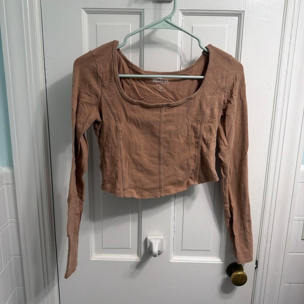 Hollister Co. Women's Tan and Brown Crop-top